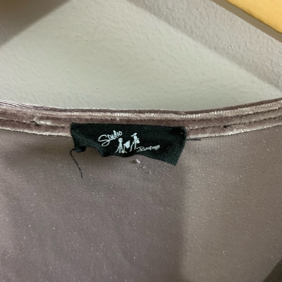 Studio Y Boutique  Velvet Bell Sleeve Dress  V-Neck Fit & Flare Mini Dress Boho - Picture 2 of 7